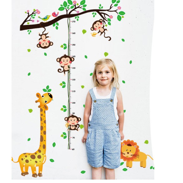 Decal dán tường đo chiều cao hươu cao cổ và 4 chú khỉ 60x 90 cm cho bé