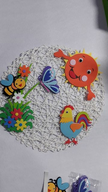 Mẹc mây màu trang trí mầm non