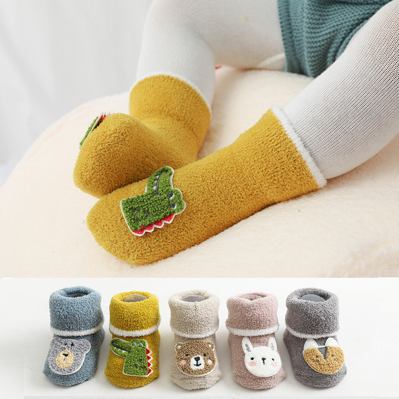 Vớ Bông Dày Giữ Ấm Chống Trượt Cho Bé