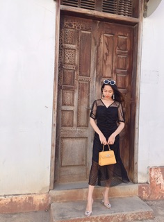 ĐẦM NHÚN ĐUÔI CÁ REN