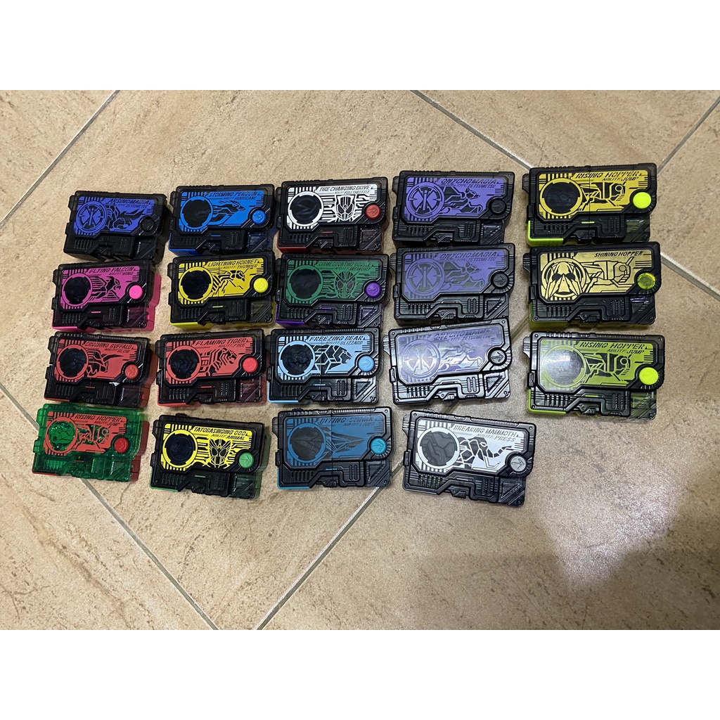 Đồ chơi Progrise Key Candy Toy Gashapon Chính Hãng Bandai Kamen Rider Zero One