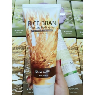 Tẩy da chết 3W Clinic Gel lúa mạch
