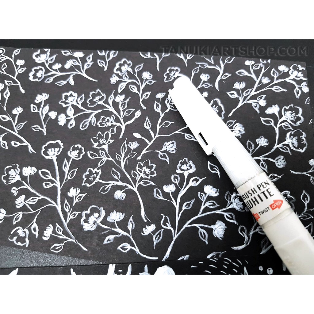 Bút trắng Kuretake brush pen white (có bán refill)