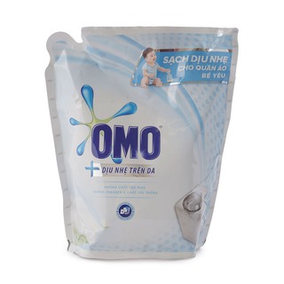 Nước giặt Omo dịu nhẹ túi 2.4kg