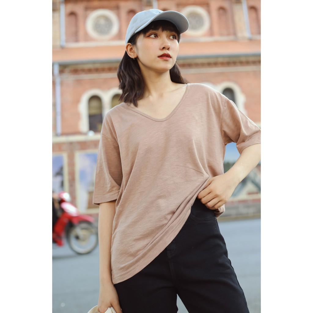 Áo thun ngắn tay cổ V thời trang GAGO basic plain short sleeve t-shirt màu nâu GA3404