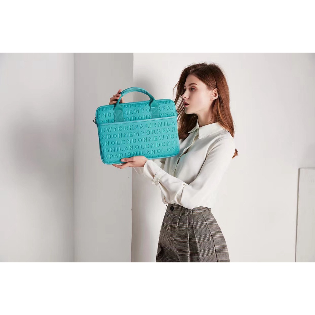 Túi Wiwu Cosmo Slim Case dành cho Laptop/Ultrabook họa tiết khắc nổi chữ cái Alphabet cực độc đáo - Hàng Chính Hãng