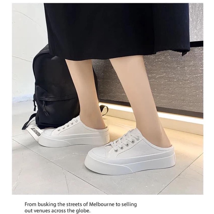 SỤC BÁNH MÌ ĐẾ ĐỘN HOT TREND