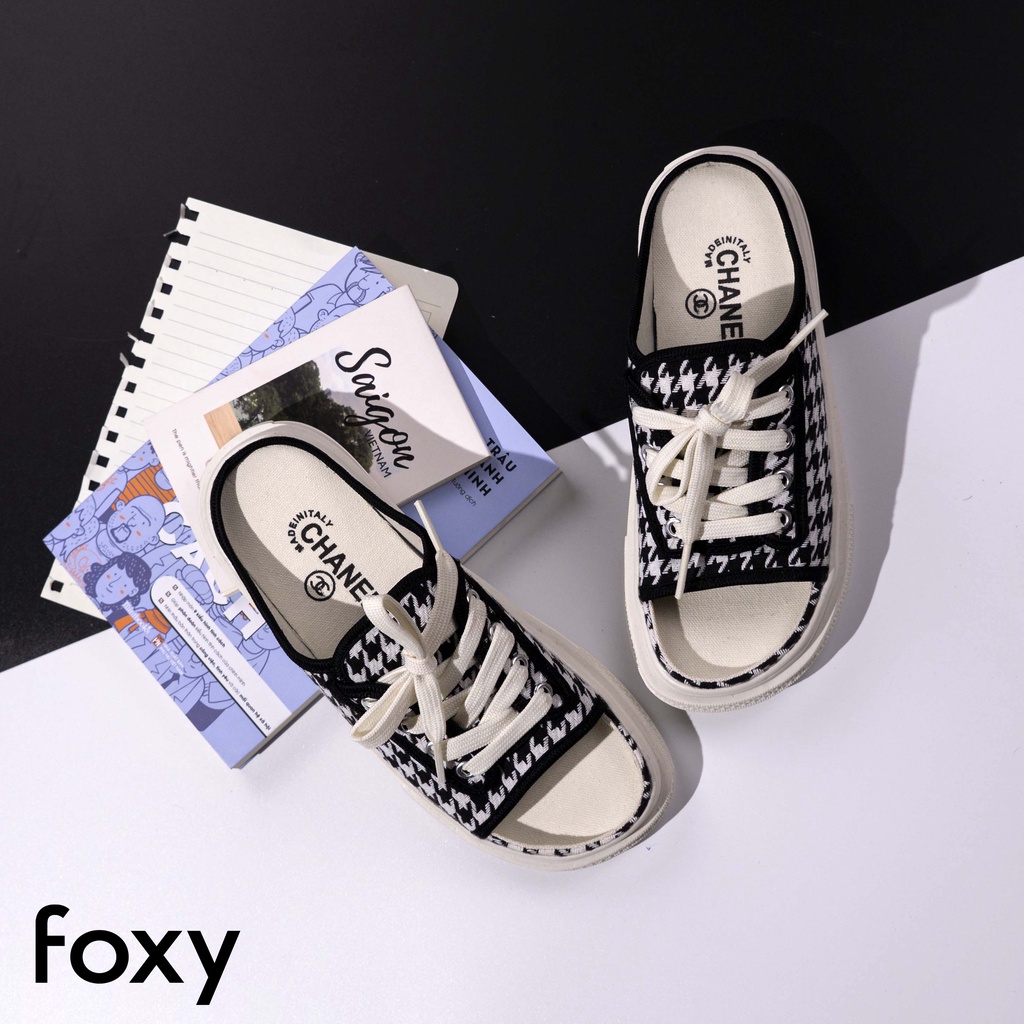 Giày Sục Nữ Thể Thao Hở Mũi Buộc Dây Chất Liệu Vải Dệt Thoáng Khí Màu Caro Foxy - FOM011