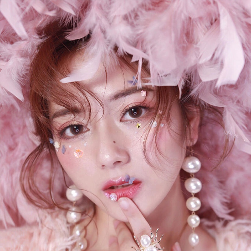 Miếng dán trang điểm mắt hình bướm bằng kim loại đính ngọc trai sáng lấp lánh 11.10 | BigBuy360 - bigbuy360.vn