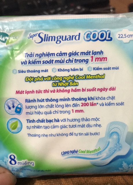 Băng Vệ Sinh Laurier Siêu Mỏng COOL Mát lạnh 22.5cm 8 Miếng