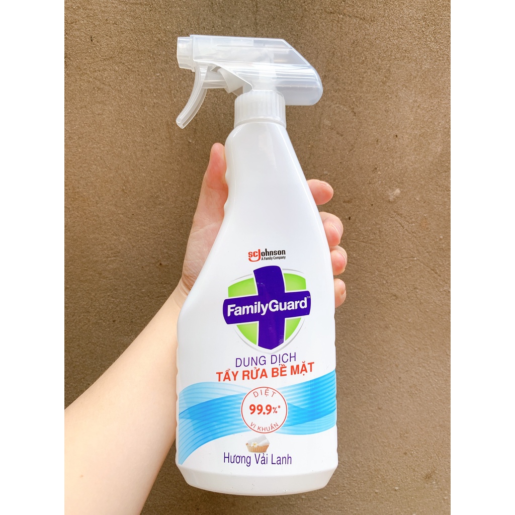 [SẢN PHẨM MỚI] Dung dịch tẩy rửa bề mặt Familyguard SC johnson chai 500ml date 07/2024