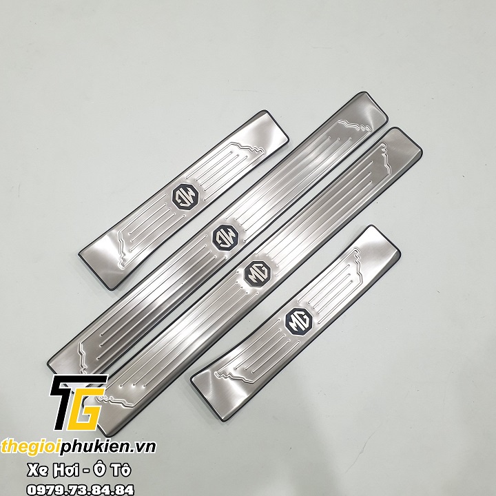 [Hàng mới về] Bộ Ốp bậc cửa, nẹp bước chân Inox dành cho xe MG ZS