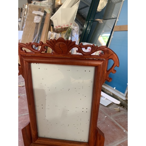 Khung ảnh thờ gỗ hương 100 % kic thươc 21x31 .15-21.25-35.18-24.cac loại cơ ảnh