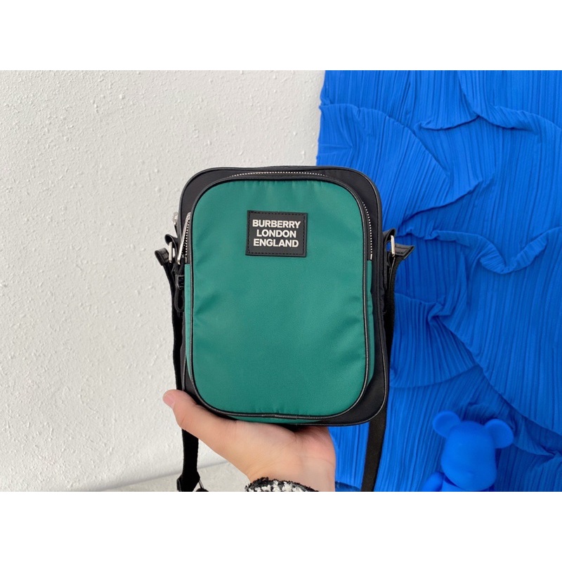 Túi đeo chéo BURBERRY cao cấp 2021