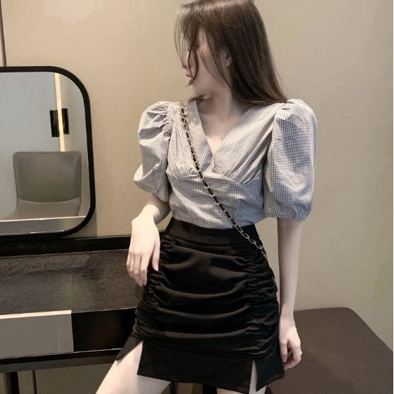 [Có ảnh thật] Chân váy sun, sẻ vạt 2 màu trắng đen Quảng Châu. Có bán kèm áo | BigBuy360 - bigbuy360.vn