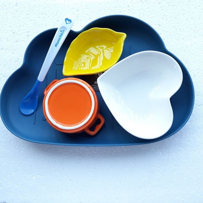 Khay đựng đồ ăn dặm cho bé, hình đám mây ngộn nghĩnh, chất liệu không chứa bpa an toàn , siêu bền,  giá rẻ tiết kiệm
