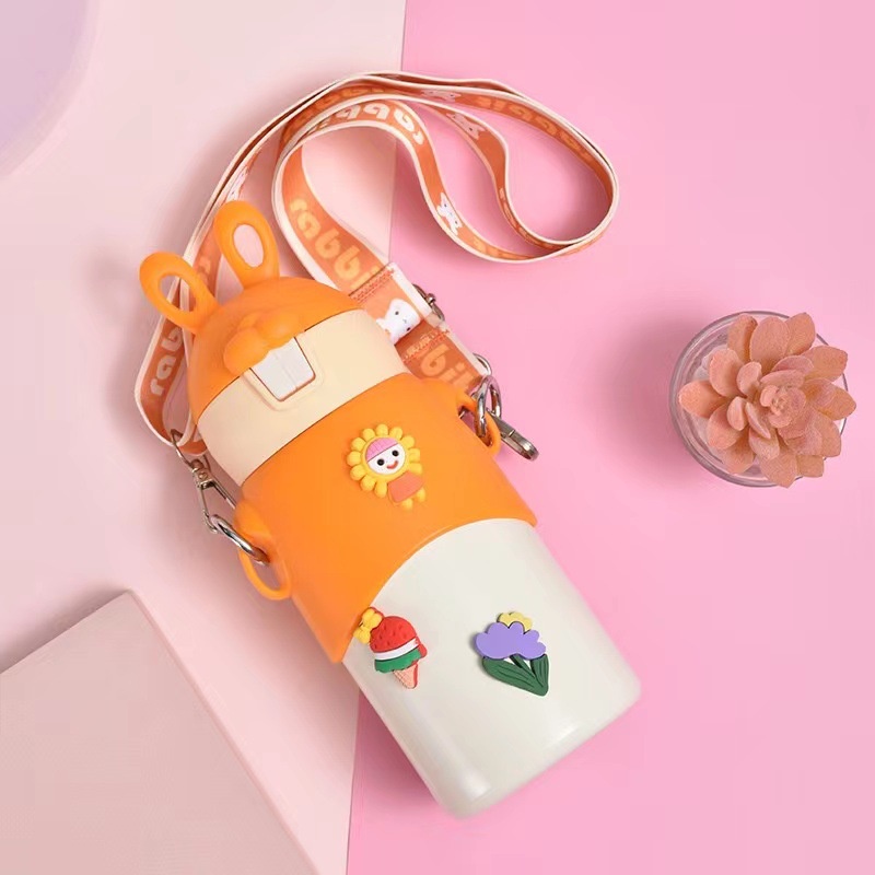 Bình Giữ Nhiệt Tai Thỏ 500ml Cao Cấp, Có Ống Hút, Dây Đeo Và Kèm Sticker Dễ Thương