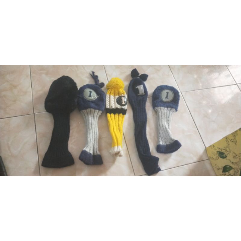 Bọc đầu gậy golf bằng len cũ