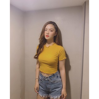 Áo cổ cao cuốn biên