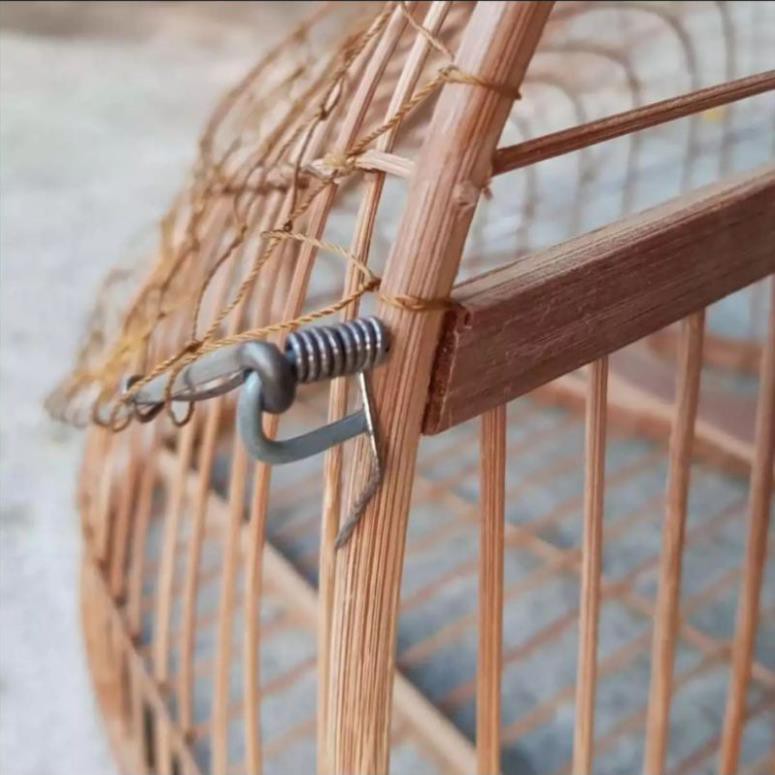 Lồng bẫy chim Chào mào, Chích chòe siêu nhạy. Khung gỗ nan tre già đã qua xử lý. Lẫy sập siêu nhạy