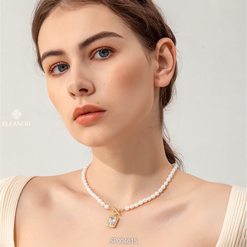 Dây chuyền nữ ngọc trai nhân tạo Eleanor Accessories mặt vuông đính đá phụ kiện trang sức 4615