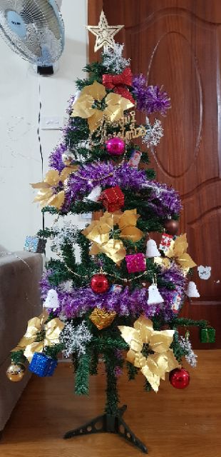 Cây thông Noel 1m5 kèm phụ kiện trang trí