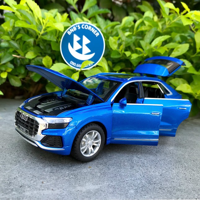 Xe mô hình Audi Q8 tỉ lệ 1:32 full box