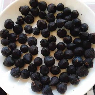 Tỏi đen cô đơn bóc vỏ.  300g