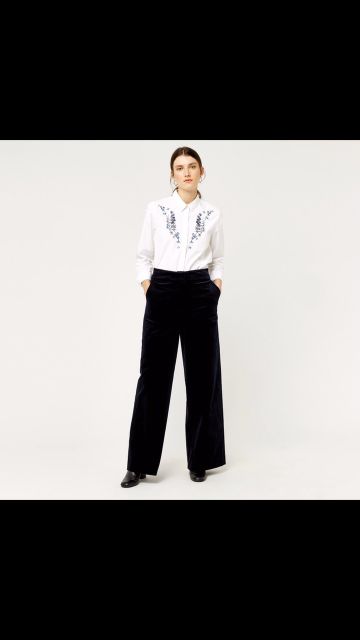 Áo sơ mi nữ trắng thêu tay nơ SHOJO