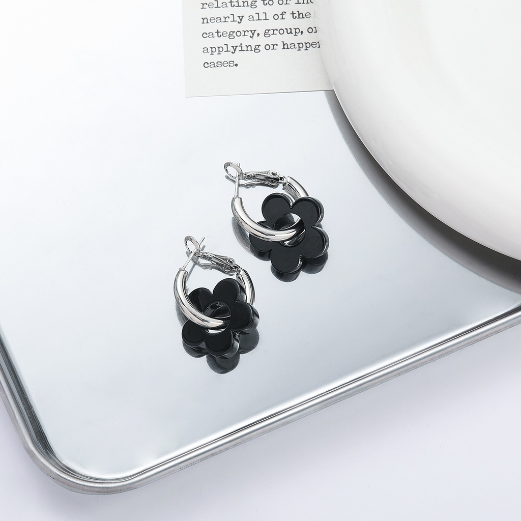 Phụ Kiện Bông Tai Mạ Bạc 925 Hình Hoa Màu Đen Cá Tính