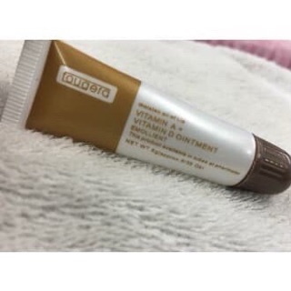 Dưỡng Mày Môi Vitamin AD Dạng Típ