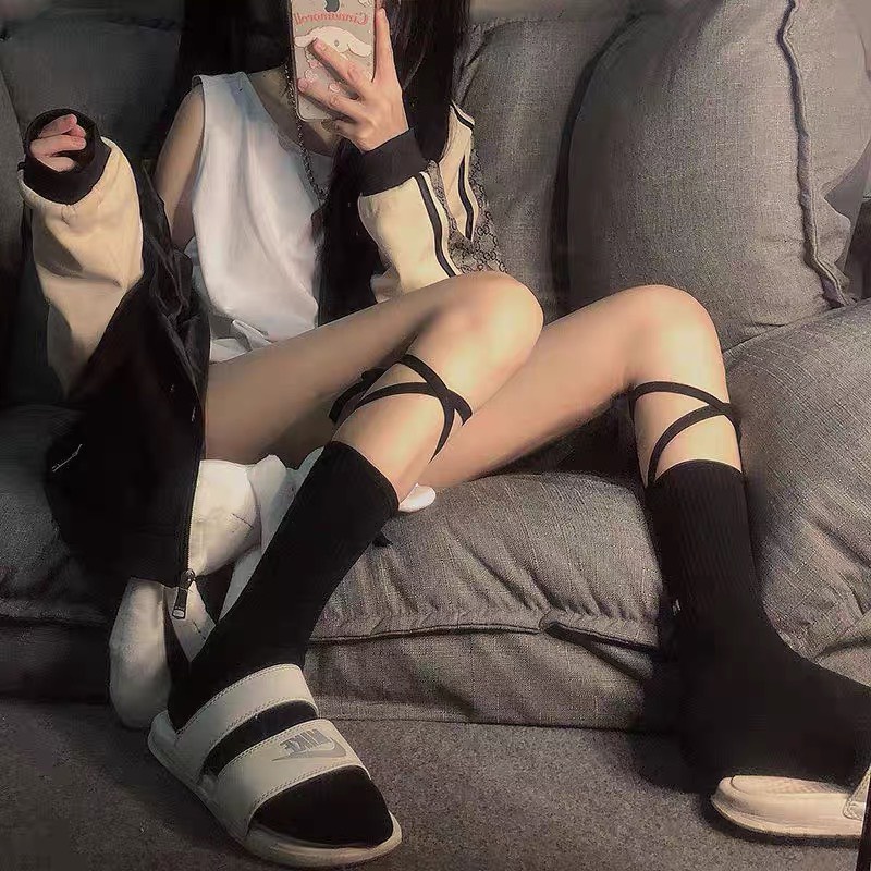 Tất Vớ nữ ullzang buộc dây 2 màu Tất dài dưới gối nữ sinh phối với giày sneaker, mj,...