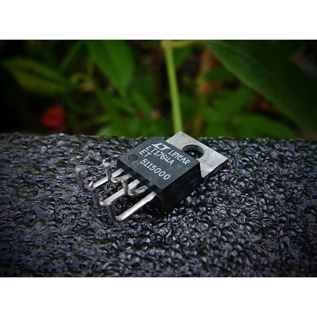LT1764 LT1764AET IC ổn áp Low Noise (3A, 20V)