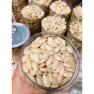 Hạt bí sạch rang tay