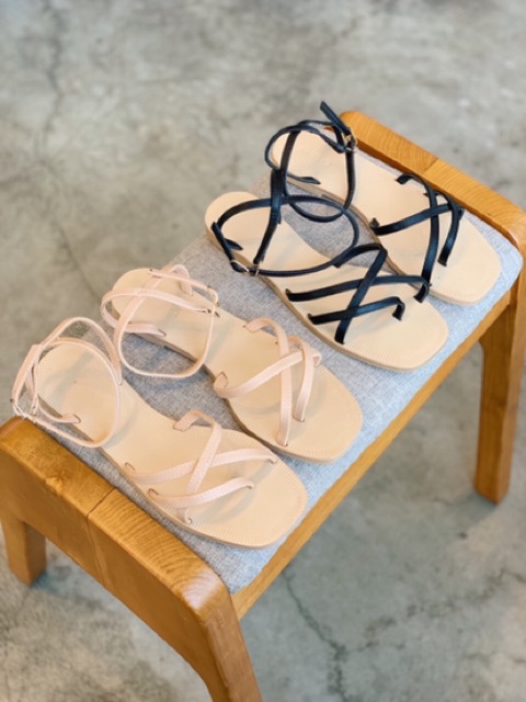 SORAMI -SANDAL XỎ NGÓN DÂY QUAI HẬU ĐẾ BỆT