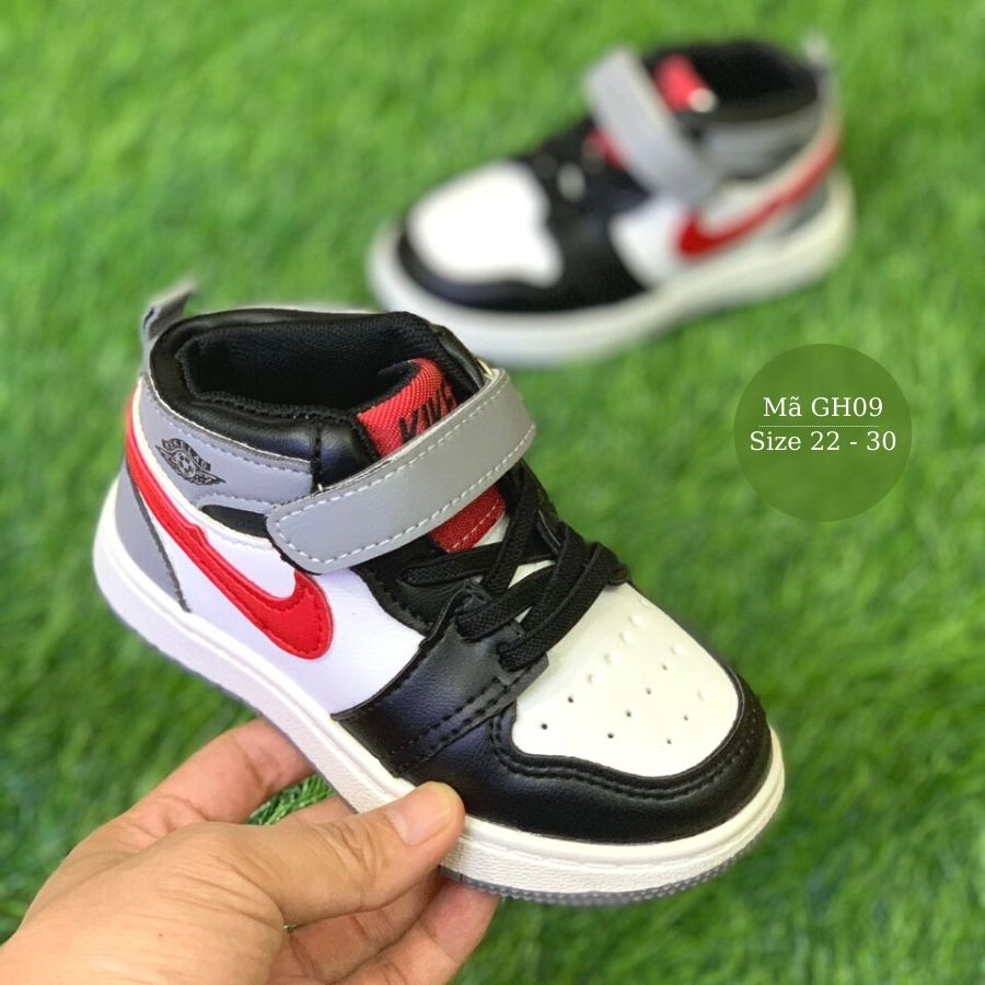 Giày cổ cao cho bé trai bé gái 1 - 5 tuổi dáng sneaker thể thao khỏe khoắn và năng động phong cách Hàn GH09