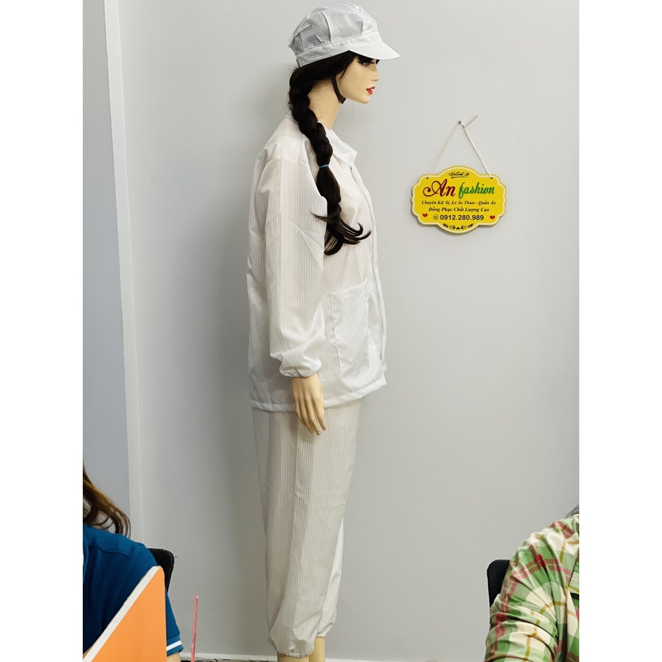 Bộ phòng sạch vải chống tĩnh điện cho nam nữ dùng trong ngành điện tử _ Hình chụp thật