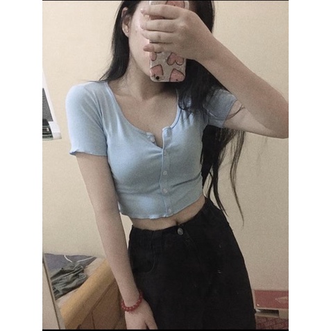 Áo croptop cúc dọc xanh baby - Croptop 5 cúc bozip màu xanh