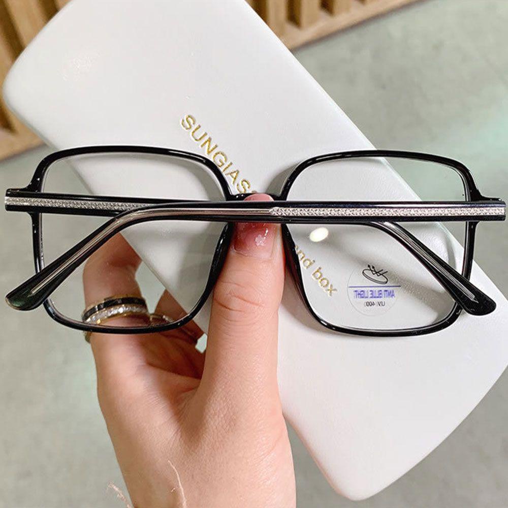 Mắt Kính Chống Ánh Sáng Xanh Siêu Nhẹ Thiết Kế Nhỏ Gọn Tiện Dụng Cho Nam Và Nữ