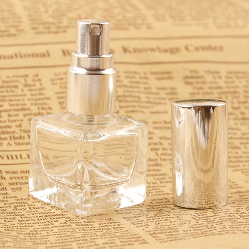 Bộ 3 Chai Rỗng 10ml Dùng Đựng Mỹ Phẩm / Kem / Mẫu Thử Cho Nhà Tắm