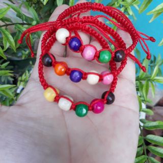 Vòng chỉ đỏ mix hạt gỗ đủ màu