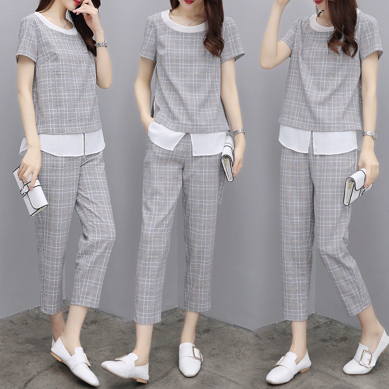 Set Áo Sơ Mi Dáng Rộng Kẻ Sọc Caro Phối Quần Lửng Thời Trang Hè 2022 Trẻ Trung Cho Nữ