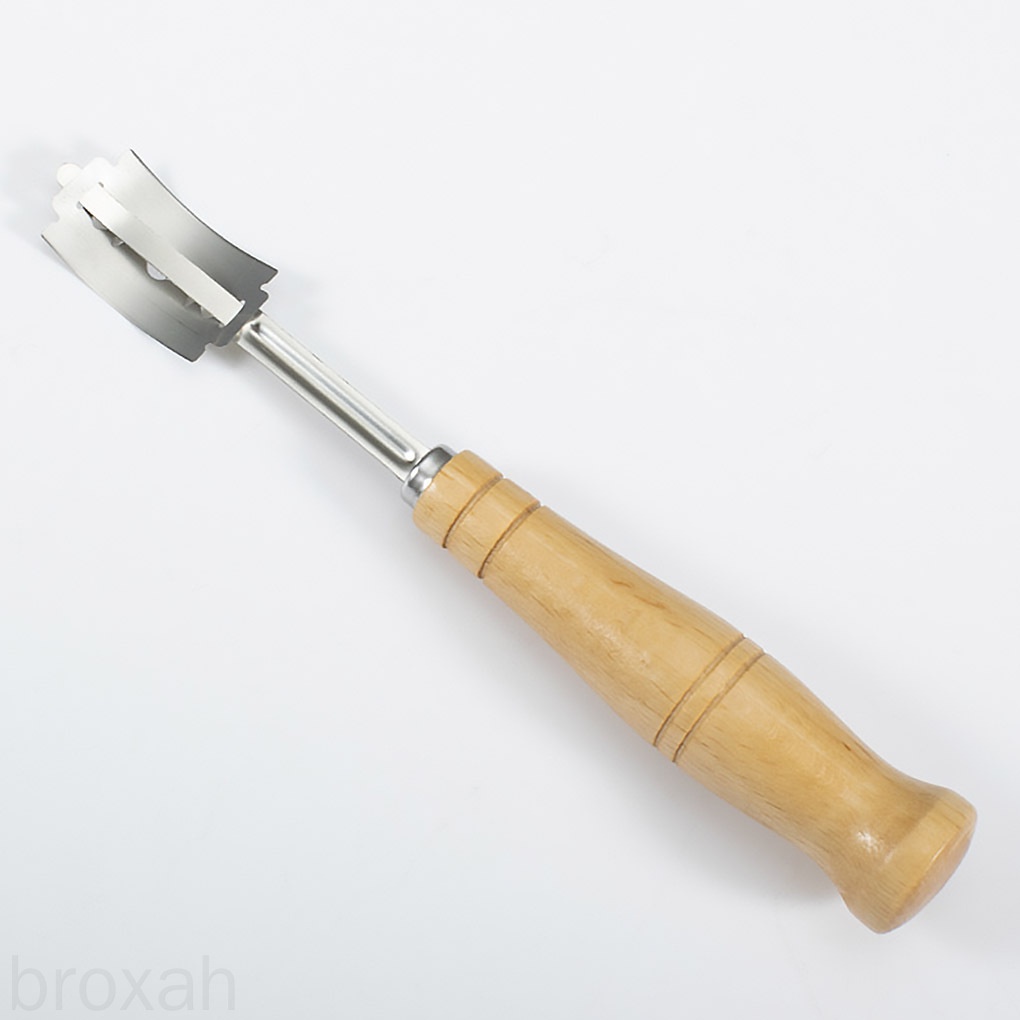 Dụng Cụ Cắt Bột Bánh Mì Bằng Thép Không Gỉ Tay Cầm Gỗ Có Nắp Đậy Pu Tiện Dụng