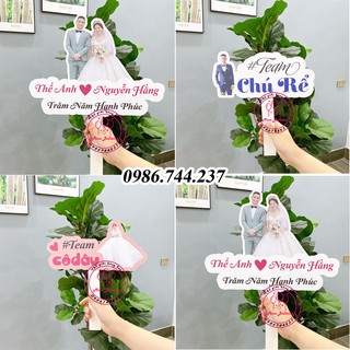 Hastag Cầm Tay Check In Đám Cưới Kèm Thiết kế Hình Cô Dâu - Chú Rể