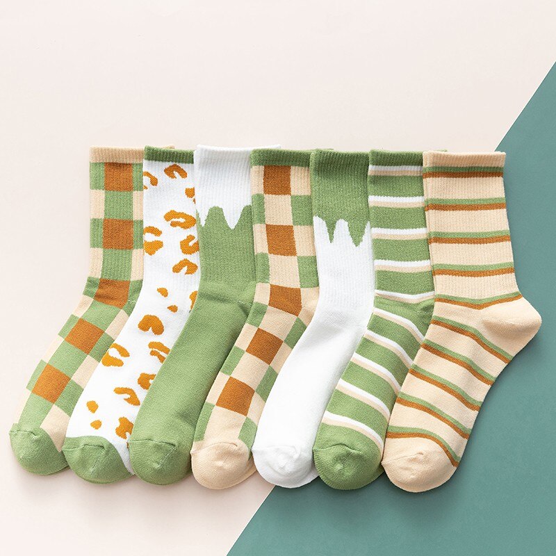 Đôi vớ cotton cổ cao vừa họa tiết kẻ sọc ca rô phối màu xanh lá cây thời trang harajuku mới đi học dành cho nữ