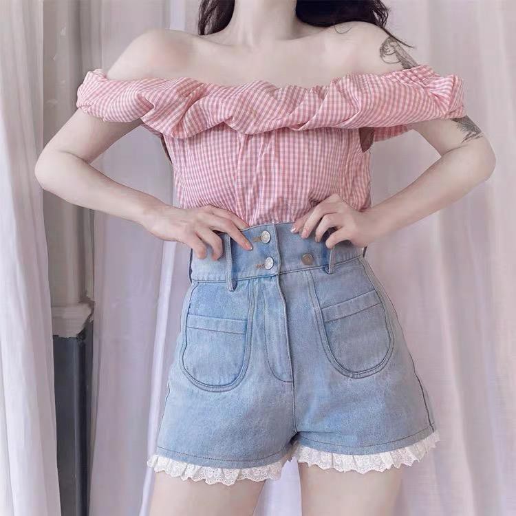 Lace edge light blue denim shorts Lisa same paragraph women's summer thin sweet high waist thin lace hot pants [issued on June 5th]