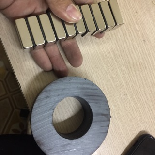 Com bo ( 10 viên nam châm 30x20x10 và 3 viên nam châm đen )