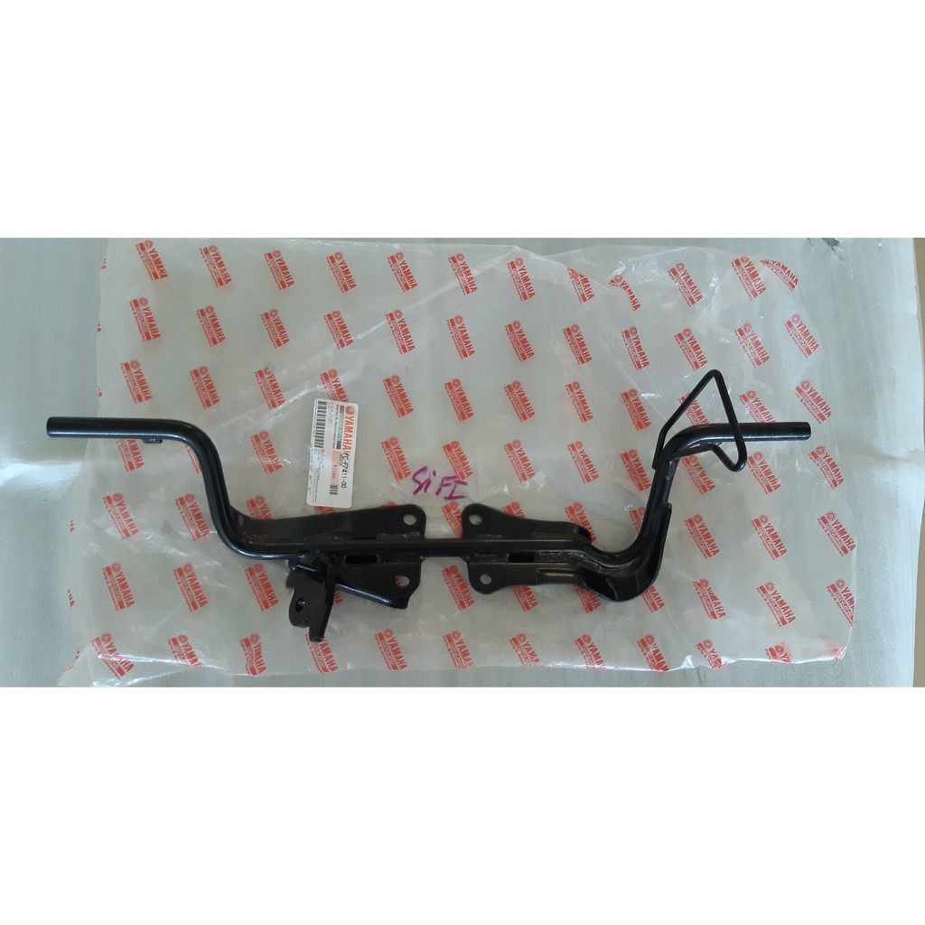 Gác chân giữa Sirius FI chính hãng Yamaha