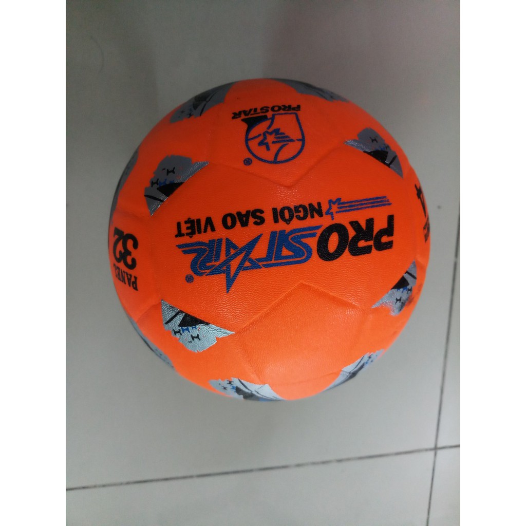 Bóng Đá prostar số 4 ( Màu Ngẫu Nhiên )