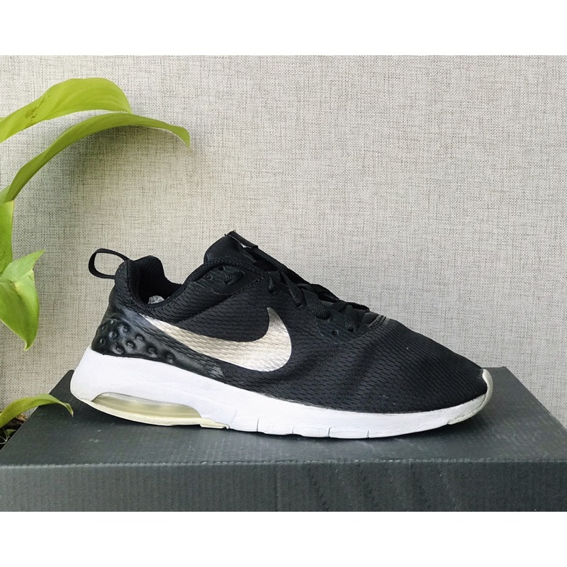Giày Nike Air Max Motion-size 36,5